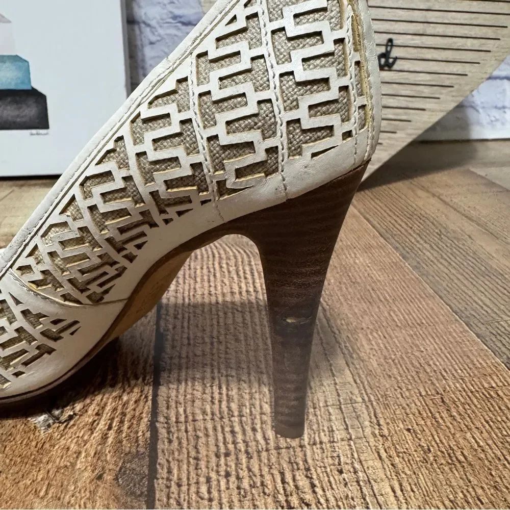 TORY BURCH Regan Leather/ Linen Peep-Toe Cut-out High Heel Pumps 8.5M - Picture 4 of 11